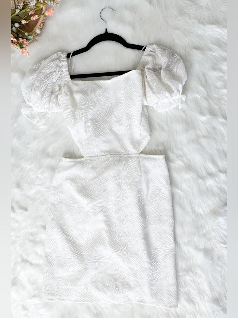 Sabo Starla Puff Sleeve Ribbed Bodycon Twist Front Mini Dress White size Small 4 - Picture 3 of 4